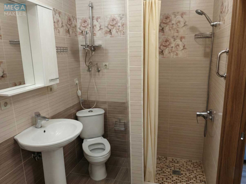 Продаж 1 кімнатної квартири (42,4/18/11), 11 пов. 16 пов. будинку, <a class="location-link" href="/kiev/" title="Недвижимость Київ">Київ</a>, <a class="location-link" href="/kiev/goloseevskij/" title="Недвижимость Голосіївський район">Голосіївський р-н</a>, Михайла Ломоносова вул., 46/1 (изображение 8)