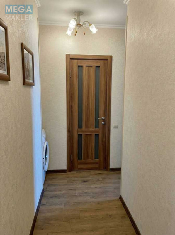 Продаж 1 кімнатної квартири (42,4/18/11), 11 пов. 16 пов. будинку, <a class="location-link" href="/kiev/" title="Недвижимость Київ">Київ</a>, <a class="location-link" href="/kiev/goloseevskij/" title="Недвижимость Голосіївський район">Голосіївський р-н</a>, Михайла Ломоносова вул., 46/1 (изображение 9)