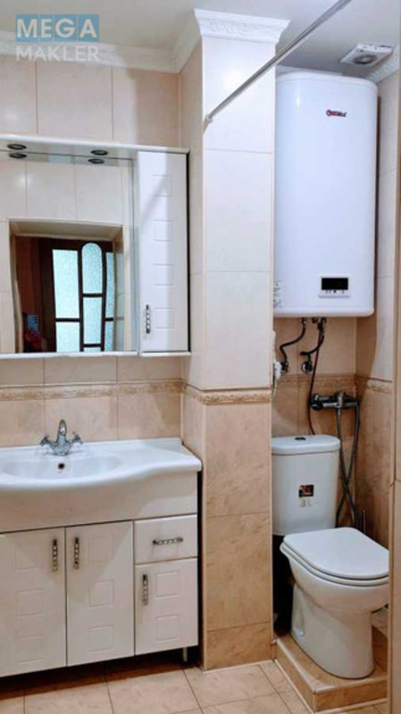 Продаж 3 кімнатної квартири (75/50/15), 2 пов. 4 пов. будинку, <a class="location-link" href="/kiev/" title="Недвижимость Київ">Київ</a>, <a class="location-link" href="/kiev/pecherskij/" title="Недвижимость Печерський район">Печерський р-н</a>, Саксаганского ул., 41В (изображение 10)