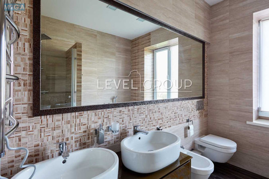 Продаж дома, 2&nbsp;поверху, 275&nbsp;кв.м, 5&nbsp;кімнат, ділянка 12&nbsp;соток, <a class="location-link" href="/mihajlovka-rubezhovka/" title="Недвижимость Михайлівка-Рубежівка">Михайлівка-Рубежівка</a>, Ясна, 4 (изображение 18)