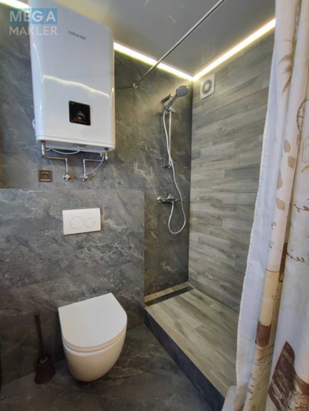 Оренда 2 кімнатної квартири, <a class="location-link" href="/kiev/" title="Недвижимость Київ">Київ</a>, <a class="location-link" href="/kiev/solomenskij/" title="Недвижимость Солом'янський район">Солом'янський р-н</a>, Митрополита Липковского ул., 3 (изображение 21)