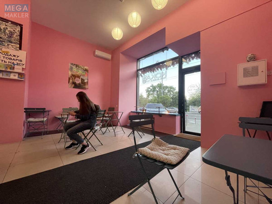 Продаж комерційної нерухомості, 37&nbsp;кв.м, под магазин, <a class="location-link" href="/kiev/" title="Недвижимость Київ">Київ</a>, <a class="location-link" href="/kiev/goloseevskij/" title="Недвижимость Голосіївський район">Голосіївський р-н</a>, Саксаганського вул., 58 (изображение 4)