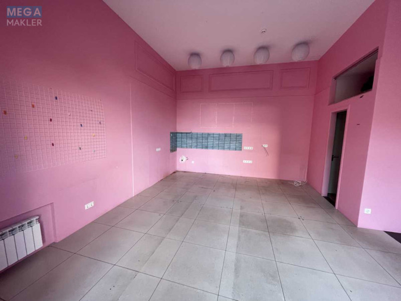 Продаж комерційної нерухомості, 37&nbsp;кв.м, под магазин, <a class="location-link" href="/kiev/" title="Недвижимость Київ">Київ</a>, <a class="location-link" href="/kiev/goloseevskij/" title="Недвижимость Голосіївський район">Голосіївський р-н</a>, Саксаганського вул., 58 (изображение 6)