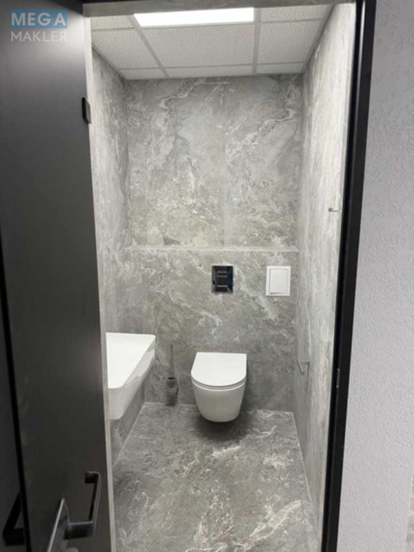 Оренда комерційної нерухомості, 30&nbsp;кв.м, под офис, <a class="location-link" href="/kiev/" title="Недвижимость Київ">Київ</a>, <a class="location-link" href="/kiev/goloseevskij/" title="Недвижимость Голосіївський район">Голосіївський р-н</a>, Передова вул., 3 (изображение 6)