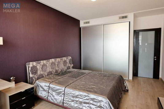 Оренда 4 кімнатні квартири, <a class="location-link" href="/kiev/" title="Недвижимость Київ">Київ</a>, <a class="location-link" href="/kiev/podolskij/" title="Недвижимость Подільський район">Подільський р-н</a>, Щекавицька вул., 30/39 (изображение 2)