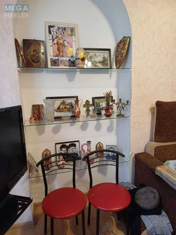 Продаж 5 кімнатної квартири (17/?/?), 2 пов. 3 пов. будинку, <a class="location-link" href="/odessa/" title="Недвижимость Одеса">Одеса</a>, <a class="location-link" href="/odessa/primorskij/" title="Недвижимость Приморський район">Приморський р-н</a>, СофиевскаяКонная (изображение 5)