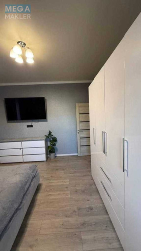 Продаж 2 кімнатної квартири (54/?/14), 2 пов. 5 пов. будинку, <a class="location-link" href="/odessa/" title="Недвижимость Одеса">Одеса</a>, <a class="location-link" href="/odessa/malinovskij/" title="Недвижимость Малиновський район">Малиновський р-н</a>, Олександра Вронського (изображение 4)