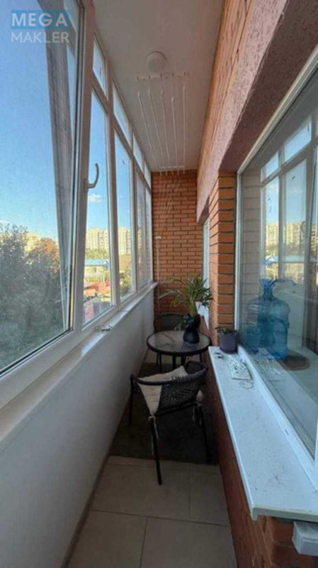 Продаж 2 кімнатної квартири (54/?/14), 2 пов. 5 пов. будинку, <a class="location-link" href="/odessa/" title="Недвижимость Одеса">Одеса</a>, <a class="location-link" href="/odessa/malinovskij/" title="Недвижимость Малиновський район">Малиновський р-н</a>, Олександра Вронського (изображение 6)