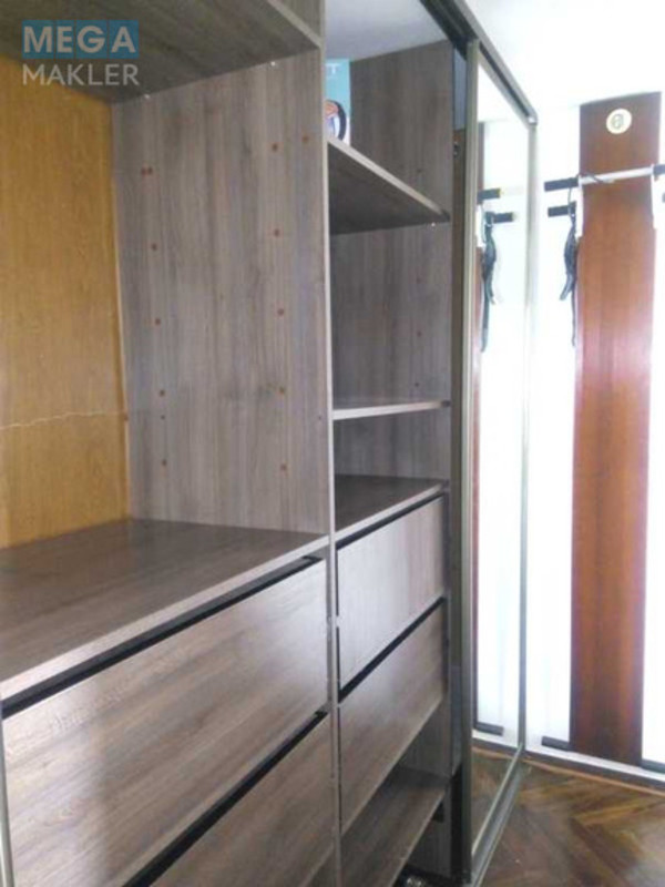 Оренда 1 кімнатної квартири, <a class="location-link" href="/kiev/" title="Недвижимость Київ">Київ</a>, <a class="location-link" href="/kiev/solomenskij/" title="Недвижимость Солом'янський район">Солом'янський р-н</a>, Братів Зерових вул., 2а (изображение 8)