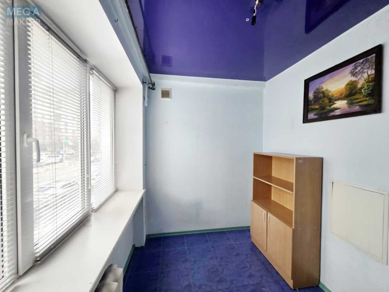 Оренда комерційної нерухомості, 30&nbsp;кв.м, под офис, <a class="location-link" href="/kiev/" title="Недвижимость Київ">Київ</a>, <a class="location-link" href="/kiev/pecherskij/" title="Недвижимость Печерський район">Печерський р-н</a>, Кловський узвіз, 12 (изображение 10)