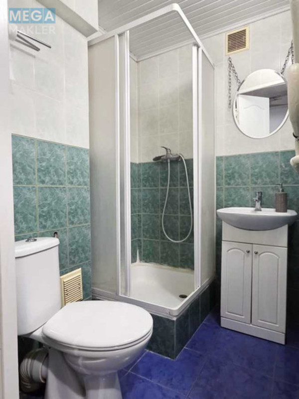 Оренда комерційної нерухомості, 30&nbsp;кв.м, под офис, <a class="location-link" href="/kiev/" title="Недвижимость Київ">Київ</a>, <a class="location-link" href="/kiev/pecherskij/" title="Недвижимость Печерський район">Печерський р-н</a>, Кловський узвіз, 12 (изображение 12)