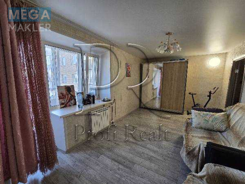 Продаж 2 кімнатної квартири (54/27/8), 8 пов. 9 пов. будинку, <a class="location-link" href="/kiev/" title="Недвижимость Київ">Київ</a>, <a class="location-link" href="/kiev/solomenskij/" title="Недвижимость Солом'янський район">Солом'янський р-н</a>, Лобановського Валерія проспект, 96 (изображение 2)