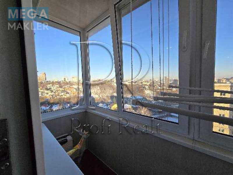 Продаж 2 кімнатної квартири (54/27/8), 8 пов. 9 пов. будинку, <a class="location-link" href="/kiev/" title="Недвижимость Київ">Київ</a>, <a class="location-link" href="/kiev/solomenskij/" title="Недвижимость Солом'янський район">Солом'янський р-н</a>, Лобановського Валерія проспект, 96 (изображение 9)