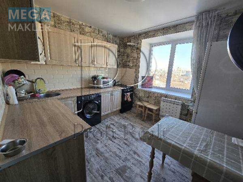 Продаж 2 кімнатної квартири (54/27/8), 8 пов. 9 пов. будинку, <a class="location-link" href="/kiev/" title="Недвижимость Київ">Київ</a>, <a class="location-link" href="/kiev/solomenskij/" title="Недвижимость Солом'янський район">Солом'янський р-н</a>, Лобановського Валерія проспект, 96 (изображение 13)