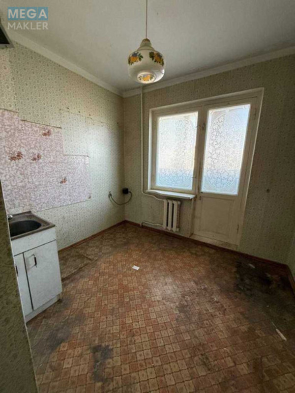 Продаж 2 кімнатної квартири (57/?/8), 9 пов. 16 пов. будинку, <a class="location-link" href="/odessa/" title="Недвижимость Одеса">Одеса</a>, <a class="location-link" href="/odessa/kievskij/" title="Недвижимость Київський район">Київський р-н</a>, Королева (изображение 4)