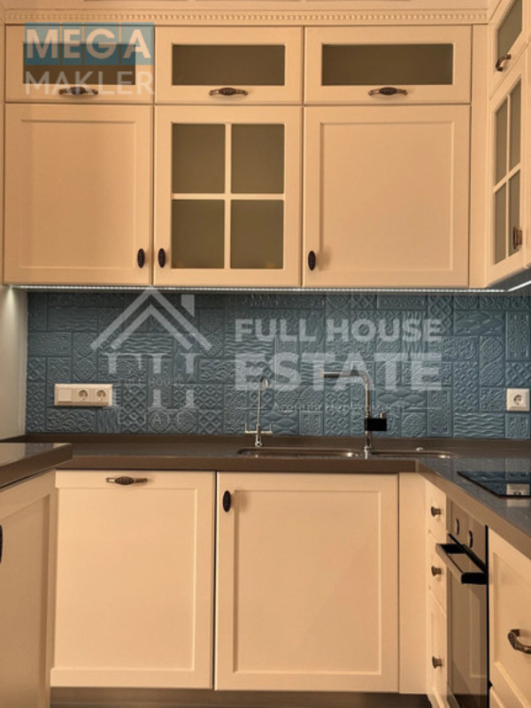 Оренда 3 кімнатної квартири, люкс, <a class="location-link" href="/kiev/" title="Недвижимость Київ">Київ</a>, <a class="location-link" href="/kiev/pecherskij/" title="Недвижимость Печерський район">Печерський р-н</a>, 37/1 Василя Тютюнника (Барбюса Анрі) вул. ( <img src="https://megamakler.com.ua/metro/0000ff.gif" alt="" class="metro" /> м. Дворец «Украина», 5 хв. ) (изображение 11)