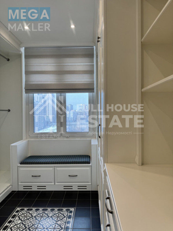 Оренда 3 кімнатної квартири, люкс, <a class="location-link" href="/kiev/" title="Недвижимость Київ">Київ</a>, <a class="location-link" href="/kiev/pecherskij/" title="Недвижимость Печерський район">Печерський р-н</a>, 37/1 Василя Тютюнника (Барбюса Анрі) вул. ( <img src="https://megamakler.com.ua/metro/0000ff.gif" alt="" class="metro" /> м. Дворец «Украина», 5 хв. ) (изображение 20)