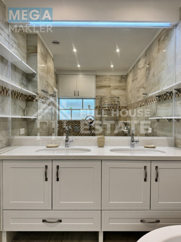 Оренда 3 кімнатної квартири, люкс, <a class="location-link" href="/kiev/" title="Недвижимость Київ">Київ</a>, <a class="location-link" href="/kiev/pecherskij/" title="Недвижимость Печерський район">Печерський р-н</a>, 37/1 Василя Тютюнника (Барбюса Анрі) вул. ( <img src="https://megamakler.com.ua/metro/0000ff.gif" alt="" class="metro" /> м. Дворец «Украина», 5 хв. ) (изображение 25)