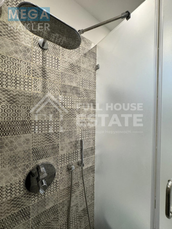 Оренда 3 кімнатної квартири, люкс, <a class="location-link" href="/kiev/" title="Недвижимость Київ">Київ</a>, <a class="location-link" href="/kiev/pecherskij/" title="Недвижимость Печерський район">Печерський р-н</a>, 37/1 Василя Тютюнника (Барбюса Анрі) вул. ( <img src="https://megamakler.com.ua/metro/0000ff.gif" alt="" class="metro" /> м. Дворец «Украина», 5 хв. ) (изображение 30)