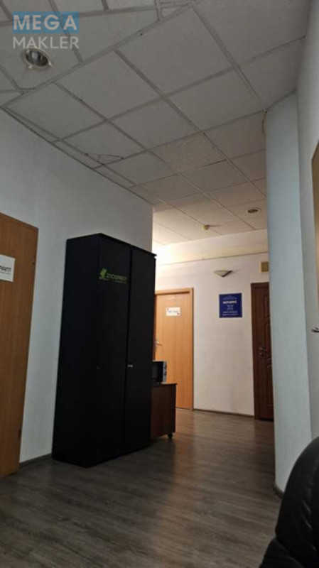 Оренда комерційної нерухомості, 15&nbsp;кв.м, под офис, <a class="location-link" href="/kiev/" title="Недвижимость Київ">Київ</a>, <a class="location-link" href="/kiev/darnickij/" title="Недвижимость Дарницький район">Дарницький р-н</a>, Михайла Гришка вул., 4 (изображение 7)