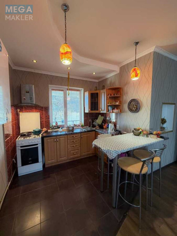 Продаж дома, 2&nbsp;поверху, 160&nbsp;кв.м, 5&nbsp;кімнат, ділянка 47&nbsp;соток, <a class="location-link" href="/ostroluche/" title="Недвижимость Гостролуччя">Гостролуччя</a>, Калинова, 3 (изображение 4)