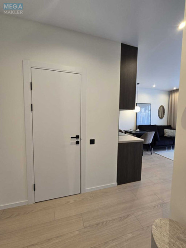 Продаж 1 кімнатної квартири (40/12/16), 8 пов. 10 пов. будинку, <a class="location-link" href="/kiev/" title="Недвижимость Київ">Київ</a>, <a class="location-link" href="/kiev/goloseevskij/" title="Недвижимость Голосіївський район">Голосіївський р-н</a>, Метрологическая ул., 107В (изображение 5)