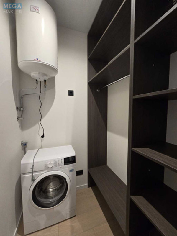 Продаж 1 кімнатної квартири (40/12/16), 8 пов. 10 пов. будинку, <a class="location-link" href="/kiev/" title="Недвижимость Київ">Київ</a>, <a class="location-link" href="/kiev/goloseevskij/" title="Недвижимость Голосіївський район">Голосіївський р-н</a>, Метрологическая ул., 107В (изображение 8)