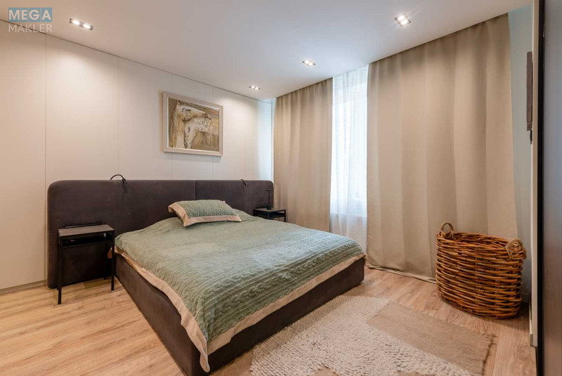 Продаж 3 кімнатної квартири (122/44/34), 14 пов. 16 пов. будинку, <a class="location-link" href="/kiev/" title="Недвижимость Київ">Київ</a>, <a class="location-link" href="/kiev/shevchenkovskij/" title="Недвижимость Шевченківський район">Шевченківський р-н</a>, Вячеслава Чорновола вул., 27 (изображение 12)