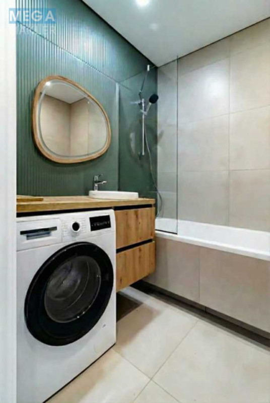 Продаж 2 кімнатної квартири (68/?/21), 8 пов. 8 пов. будинку, <a class="location-link" href="/kiev/" title="Недвижимость Київ">Київ</a>, <a class="location-link" href="/kiev/goloseevskij/" title="Недвижимость Голосіївський район">Голосіївський р-н</a>, Тадея Рыльского бульв., 4 (изображение 10)