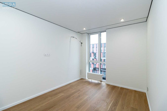 Продаж 2 кімнатної квартири (68/?/21), 8 пов. 8 пов. будинку, <a class="location-link" href="/kiev/" title="Недвижимость Київ">Київ</a>, <a class="location-link" href="/kiev/goloseevskij/" title="Недвижимость Голосіївський район">Голосіївський р-н</a>, Тадея Рыльского бульв., 4 (изображение 15)