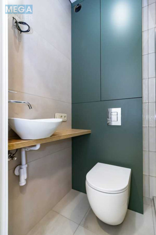 Продаж 2 кімнатної квартири (68/?/21), 8 пов. 8 пов. будинку, <a class="location-link" href="/kiev/" title="Недвижимость Київ">Київ</a>, <a class="location-link" href="/kiev/goloseevskij/" title="Недвижимость Голосіївський район">Голосіївський р-н</a>, Тадея Рыльского бульв., 4 (изображение 17)