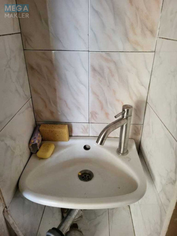 Оренда 2 кімнатної квартири, <a class="location-link" href="/odessa/" title="Недвижимость Одеса">Одеса</a>, <a class="location-link" href="/odessa/primorskij/" title="Недвижимость Приморський район">Приморський р-н</a>, Елисаветинская, 13 (изображение 5)