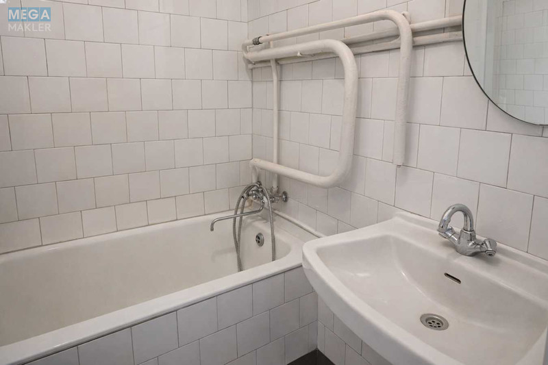 Продаж 2 кімнатної квартири (58,2/32/9,7), 2 пов. 6 пов. будинку, <a class="location-link" href="/kiev/" title="Недвижимость Київ">Київ</a>, <a class="location-link" href="/kiev/shevchenkovskij/" title="Недвижимость Шевченківський район">Шевченківський р-н</a>, Пушкінська вул., 1-3/5 (изображение 6)