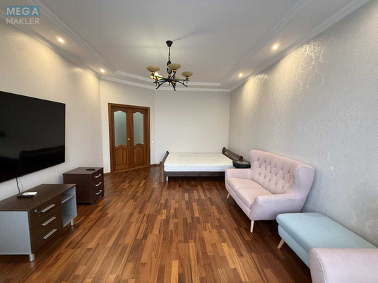 Продаж 3 кімнатної квартири (109,3/61/14,5), 8 пов. 12 пов. будинку, <a class="location-link" href="/kiev/" title="Недвижимость Київ">Київ</a>, <a class="location-link" href="/kiev/goloseevskij/" title="Недвижимость Голосіївський район">Голосіївський р-н</a>, Антоновича вул., 103 (изображение 2)