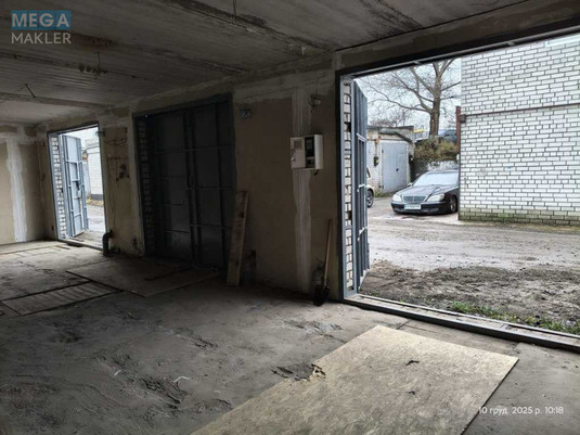 Оренда комерційної нерухомості, 156&nbsp;кв.м, <a class="location-link" href="/kiev/" title="Недвижимость Київ">Київ</a>, <a class="location-link" href="/kiev/desnyanskij/" title="Недвижимость Деснянський район">Деснянський р-н</a>, Пухівська вул., 2 (изображение 13)