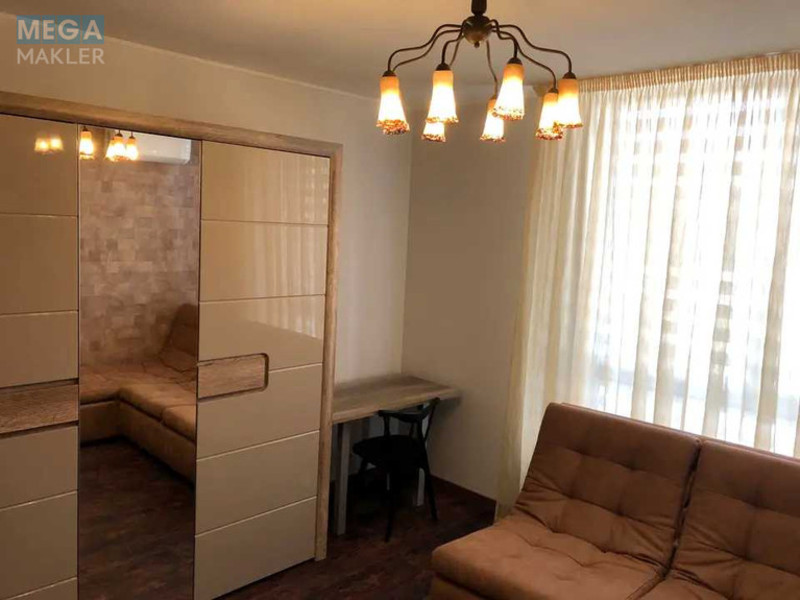 Оренда 2 кімнатної квартири, <a class="location-link" href="/kiev/" title="Недвижимость Київ">Київ</a>, <a class="location-link" href="/kiev/goloseevskij/" title="Недвижимость Голосіївський район">Голосіївський р-н</a>, Практичная ул., 3 (изображение 6)