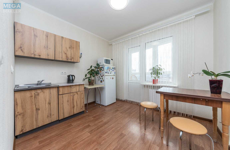 Продаж 2 кімнатної квартири (54/28/9), 23 пов. 25 пов. будинку, <a class="location-link" href="/kiev/" title="Недвижимость Київ">Київ</a>, <a class="location-link" href="/kiev/darnickij/" title="Недвижимость Дарницький район">Дарницький р-н</a>, Софії Русової вул., 7 (изображение 8)