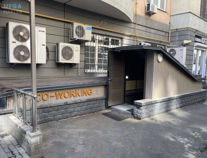 Оренда окремої будівлі/побудови, 40&nbsp;кв.м, <a class="location-link" href="/kiev/" title="Недвижимость Київ">Київ</a>, <a class="location-link" href="/kiev/dneprovskij/" title="Недвижимость Дніпровський район">Дніпровський р-н</a>, Раїси Окіпної вул., 4а (изображение 11)