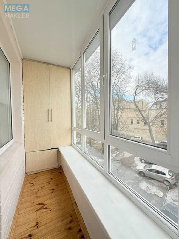 Оренда 1 кімнатної квартири, <a class="location-link" href="/kiev/" title="Недвижимость Київ">Київ</a>, <a class="location-link" href="/kiev/podolskij/" title="Недвижимость Подільський район">Подільський р-н</a>, Сковороди вул., 3 (изображение 11)