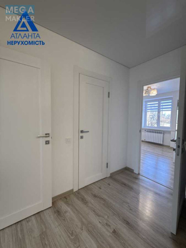 Продаж 3 кімнатної квартири (65/19/24,8), 4 пов. 9 пов. будинку, <a class="location-link" href="/lutsk/" title="Недвижимость Луцьк">Луцьк</a>, Дружби Народів, 1 (изображение 9)