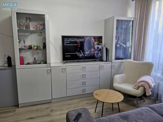 Продаж 2 кімнатної квартири (72/38/27), 3 пов. 9 пов. будинку, <a class="location-link" href="/kiev/" title="Недвижимость Київ">Київ</a>, <a class="location-link" href="/kiev/dneprovskij/" title="Недвижимость Дніпровський район">Дніпровський р-н</a>, Соборности просп., 17 (изображение 6)