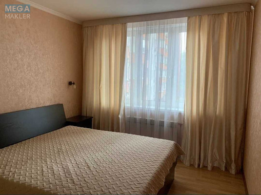 Продаж 3 кімнатної квартири (103/52/20), 4 пов. 20 пов. будинку, <a class="location-link" href="/kiev/" title="Недвижимость Київ">Київ</a>, <a class="location-link" href="/kiev/goloseevskij/" title="Недвижимость Голосіївський район">Голосіївський р-н</a>, Саперно-Слобідська вул., 10 (изображение 8)