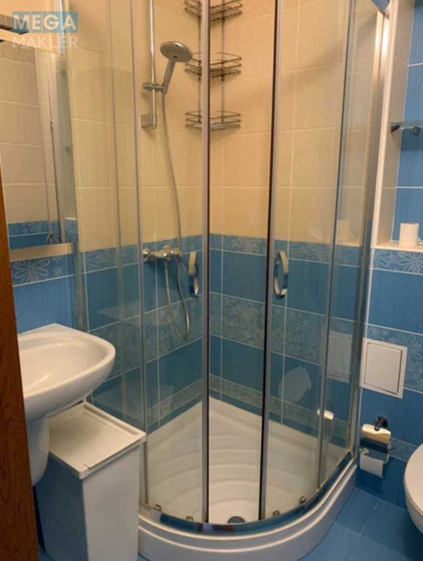 Продаж 3 кімнатної квартири (103/52/20), 4 пов. 20 пов. будинку, <a class="location-link" href="/kiev/" title="Недвижимость Київ">Київ</a>, <a class="location-link" href="/kiev/goloseevskij/" title="Недвижимость Голосіївський район">Голосіївський р-н</a>, Саперно-Слобідська вул., 10 (изображение 20)