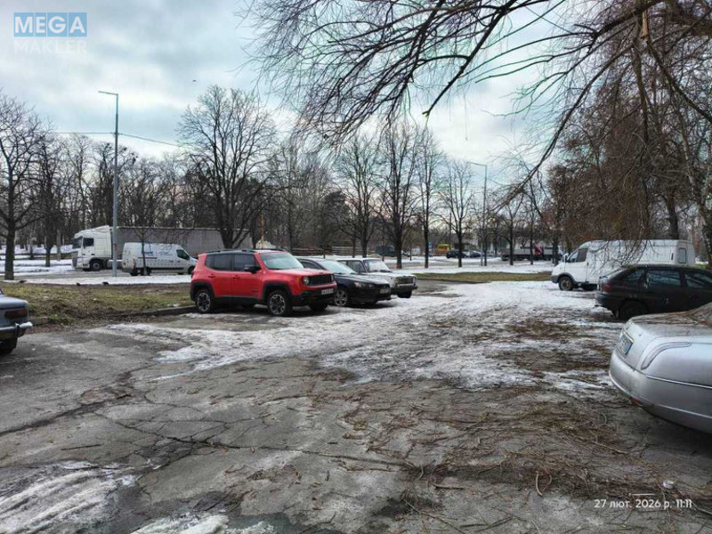 Продаж комерційної нерухомості, 98&nbsp;кв.м, под магазин, <a class="location-link" href="/kiev/" title="Недвижимость Київ">Київ</a>, <a class="location-link" href="/kiev/svyatoshinskij/" title="Недвижимость Святошинський район">Святошинський р-н</a>, Григоровича-Барського вул., 7 (изображение 6)