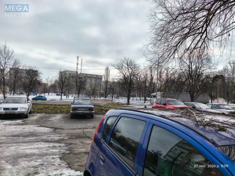 Продаж комерційної нерухомості, 98&nbsp;кв.м, под магазин, <a class="location-link" href="/kiev/" title="Недвижимость Київ">Київ</a>, <a class="location-link" href="/kiev/svyatoshinskij/" title="Недвижимость Святошинський район">Святошинський р-н</a>, Григоровича-Барського вул., 7 (изображение 7)