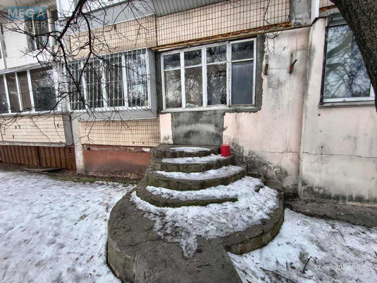 Продаж 5 кімнатної квартири (97/?/9), 1 пов. 9 пов. будинку, <a class="location-link" href="/kiev/" title="Недвижимость Київ">Київ</a>, <a class="location-link" href="/kiev/svyatoshinskij/" title="Недвижимость Святошинський район">Святошинський р-н</a>, Григоровича-Барського вул. (изображение 2)