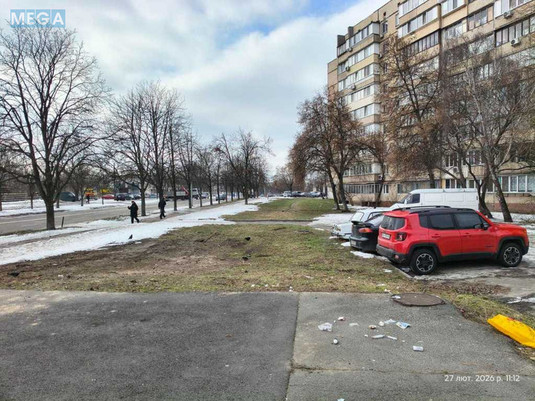 Продаж 5 кімнатної квартири (97/?/9), 1 пов. 9 пов. будинку, <a class="location-link" href="/kiev/" title="Недвижимость Київ">Київ</a>, <a class="location-link" href="/kiev/svyatoshinskij/" title="Недвижимость Святошинський район">Святошинський р-н</a>, Григоровича-Барського вул. (изображение 6)