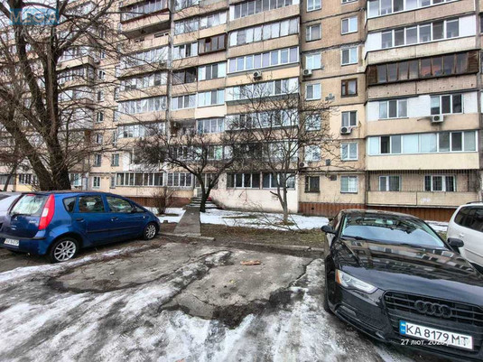 Продаж 5 кімнатної квартири (97/?/9), 1 пов. 9 пов. будинку, <a class="location-link" href="/kiev/" title="Недвижимость Київ">Київ</a>, <a class="location-link" href="/kiev/svyatoshinskij/" title="Недвижимость Святошинський район">Святошинський р-н</a>, Григоровича-Барського вул. (изображение 9)