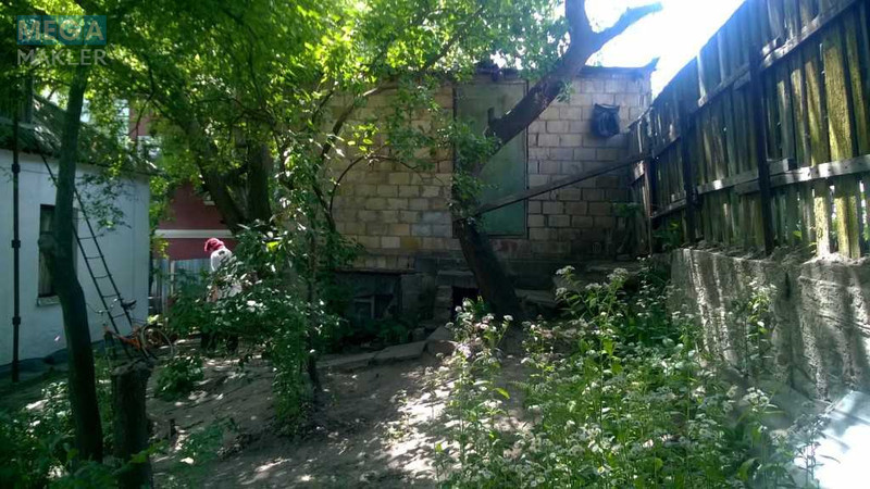 Продаж дома, 1&nbsp; поверх, 65&nbsp;кв.м, 2&nbsp;кімнати, ділянка 5&nbsp;соток, <a class="location-link" href="/kiev/" title="Недвижимость Київ">Київ</a>, <a class="location-link" href="/kiev/solomenskij/" title="Недвижимость Солом'янський район">Солом'янський р-н</a>, Травневая ул., 11 (изображение 6)