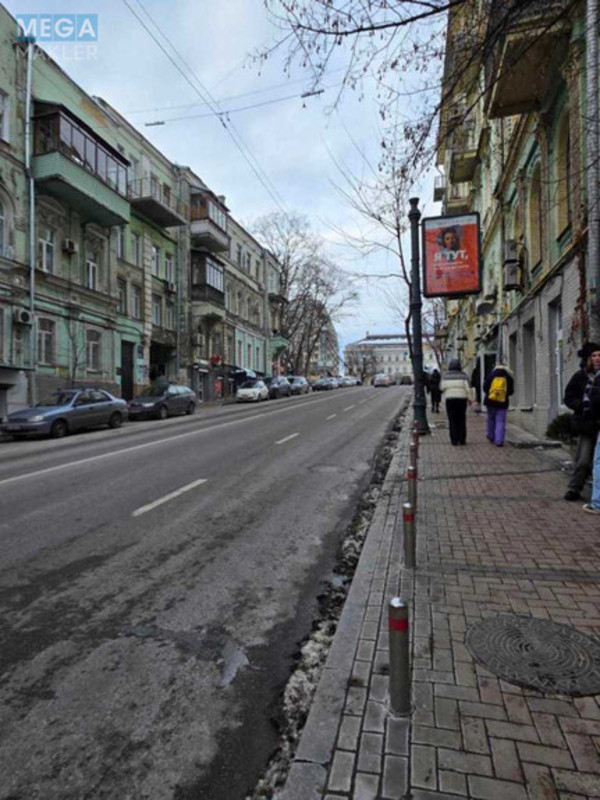 Оренда комерційної нерухомості, 70&nbsp;кв.м, под магазин, <a class="location-link" href="/kiev/" title="Недвижимость Київ">Київ</a>, <a class="location-link" href="/kiev/pecherskij/" title="Недвижимость Печерський район">Печерський р-н</a>, Михайловская ул., 19 (изображение 2)